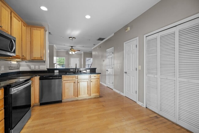 Building Photo - 2713 Grain Mill Ln