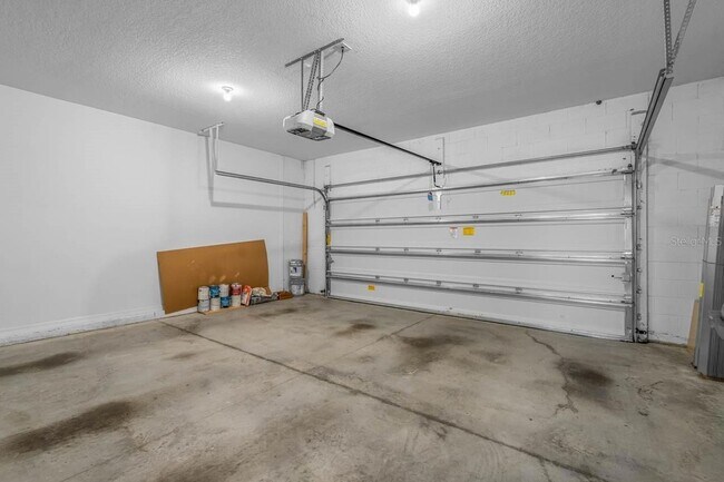 Building Photo - 13821 Kinsale St