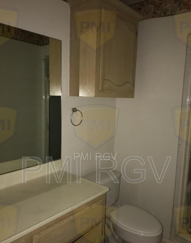 Building Photo - 6700 N 7th Ct