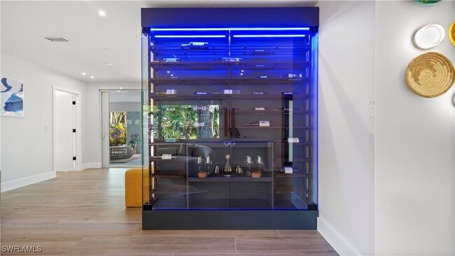 Building Photo - 4712 Mi Casa Ct