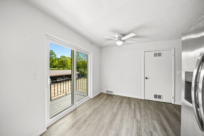 Building Photo - 4707 Fishcreek Rd
