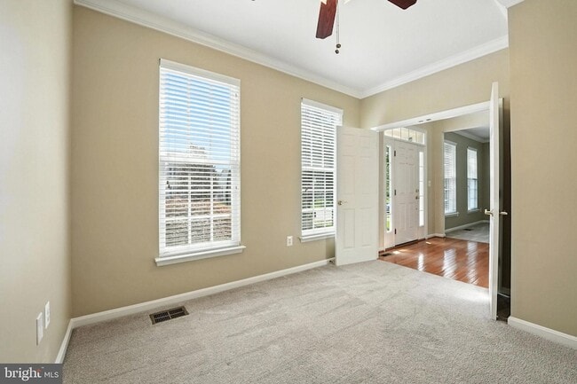 Building Photo - 9144 Big Springs Loop