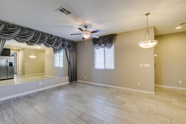 Building Photo - Beautiful Next-Gen Home with Private Entry Suite & Spacious Backyard