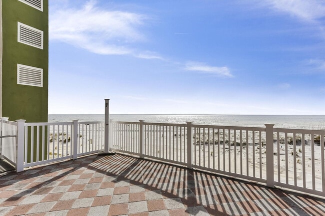 Building Photo - 23223 Front Beach Rd