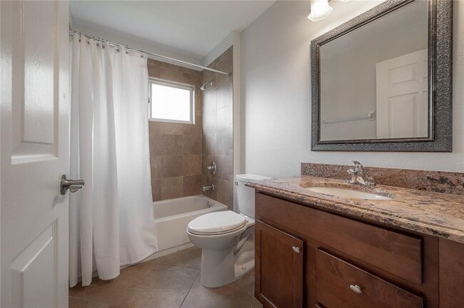 Building Photo - 10248 Woodford Bridge St