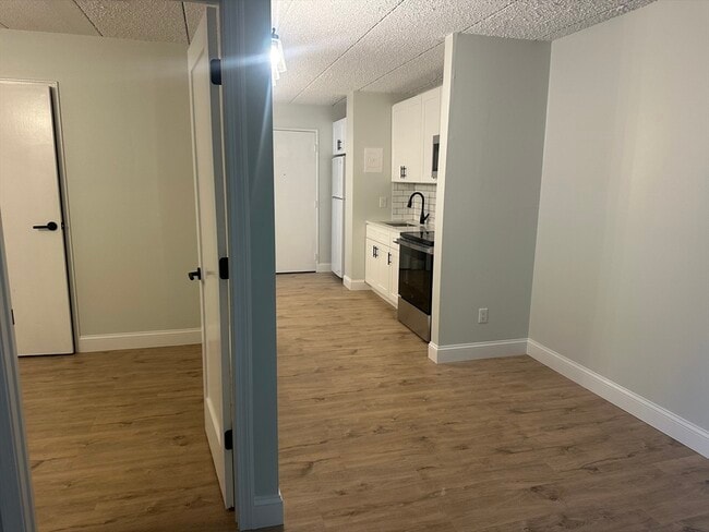 Building Photo - 40 Cochituate Rd