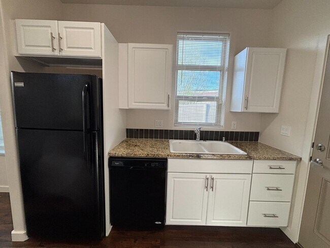 Building Photo - 7951 W Preece Dr