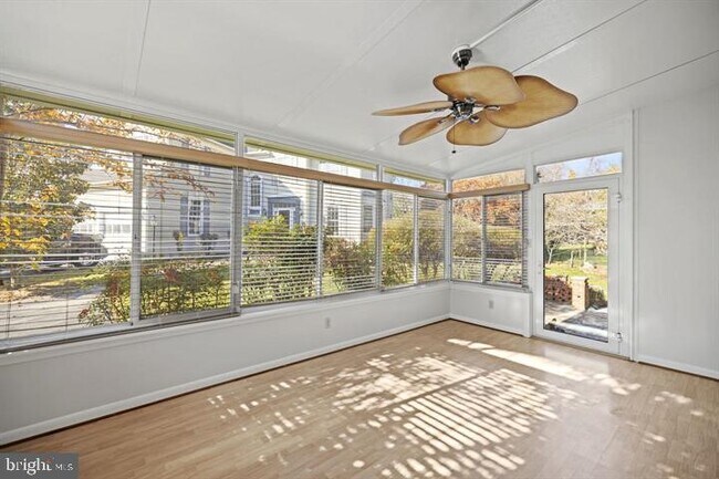 Building Photo - 18953 Longhouse Pl