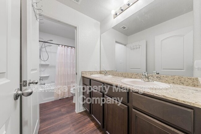 Building Photo - 739 Veloway Trail