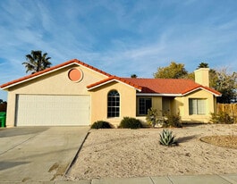 Building Photo - 5325 Adobe Dr