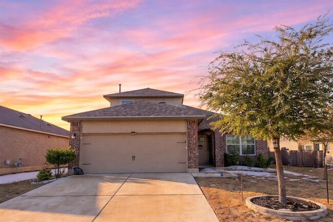 Building Photo - 3049 Blantyre Bnd