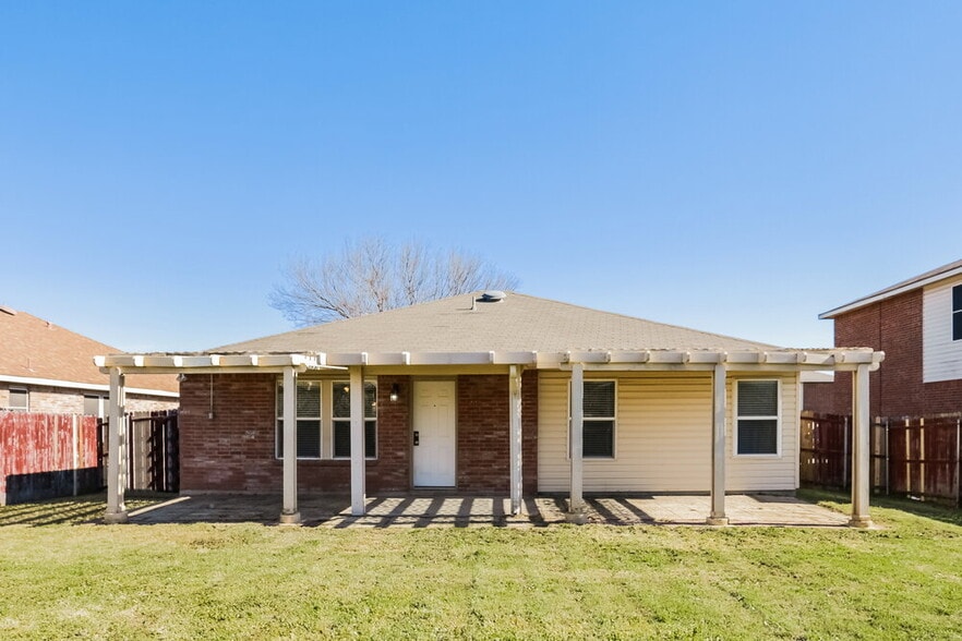 Building Photo - 9108 Penny Ln