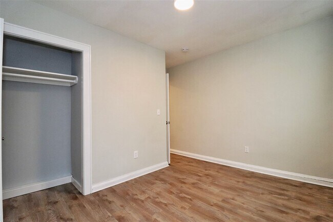 Building Photo - 63 Laidlaw Ave