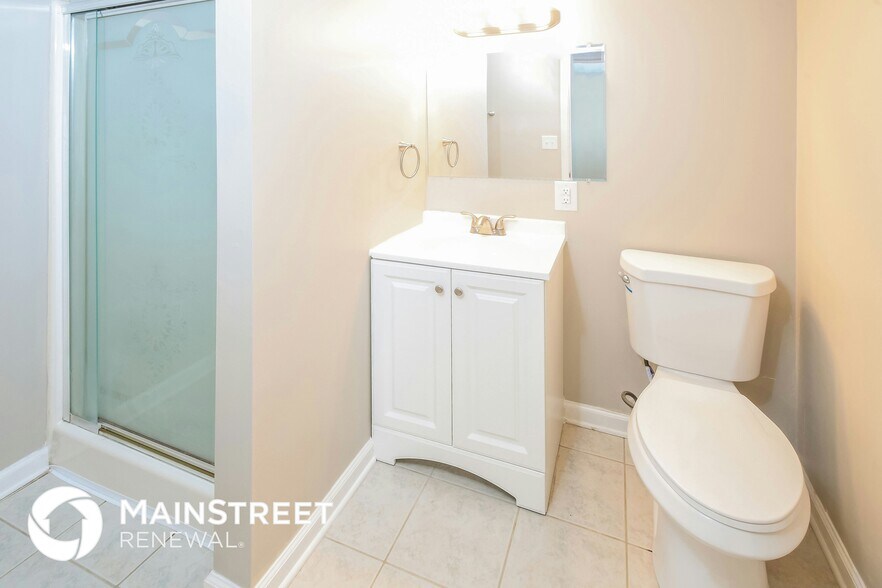 Building Photo - 519 James Dr