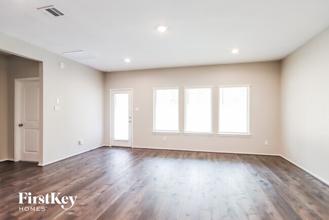 Building Photo - 15271 Timber Preserve Ln