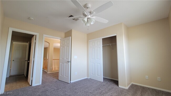 Building Photo - 616 Bengal Bay Ave