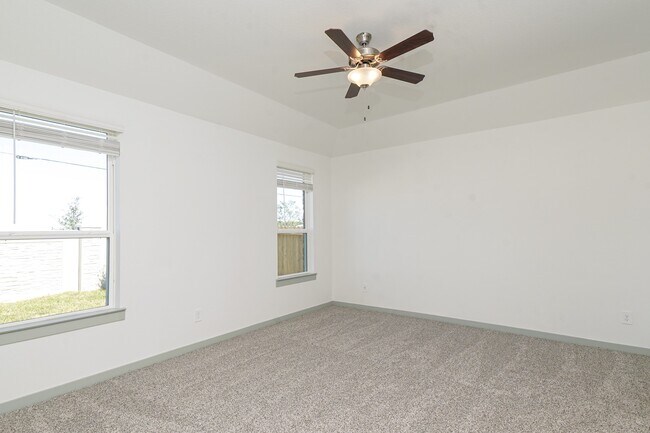Building Photo - 3335 Daily Harvest Dr