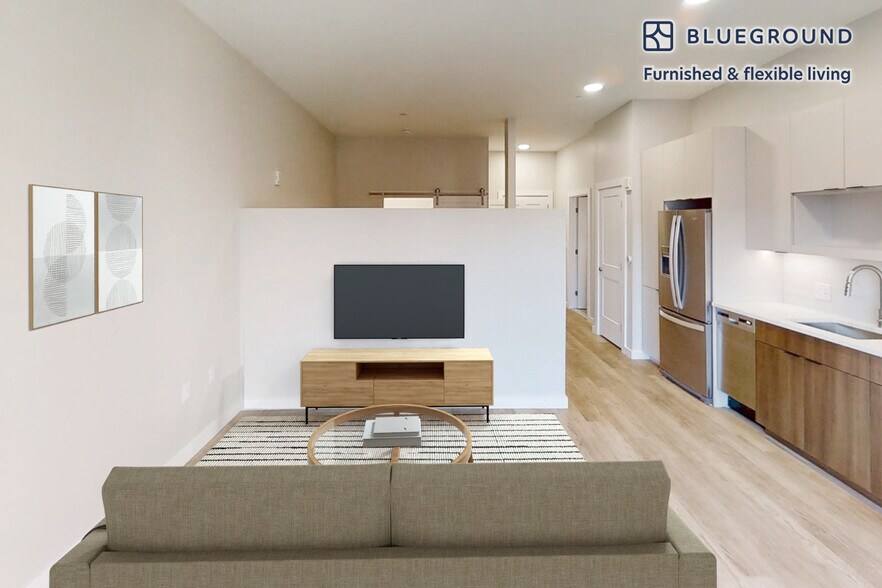 Building Photo - 20 Fourth Avenue-SI ID3610A