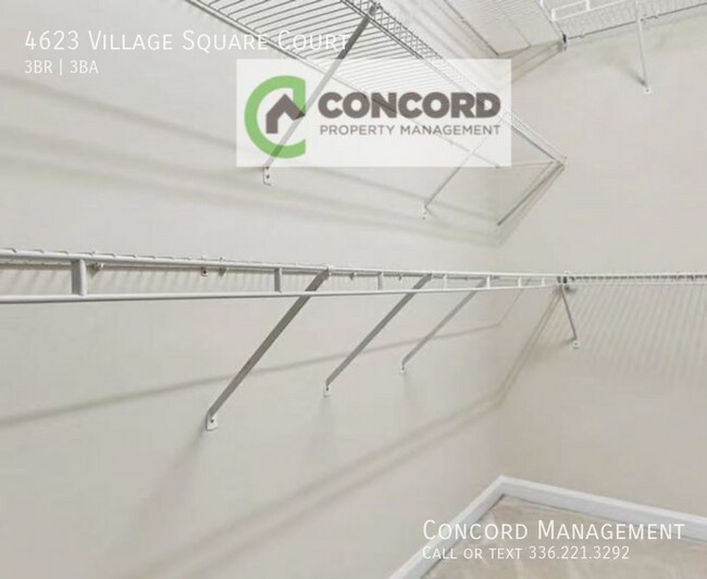 Building Photo - 4623 Village Square Ct