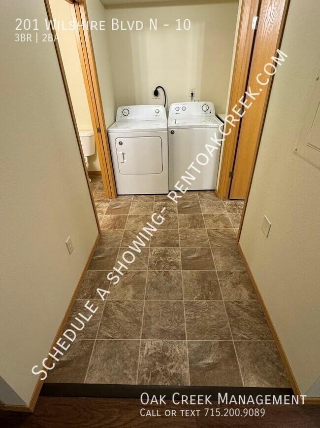 Building Photo - 201 Wilshire Blvd N