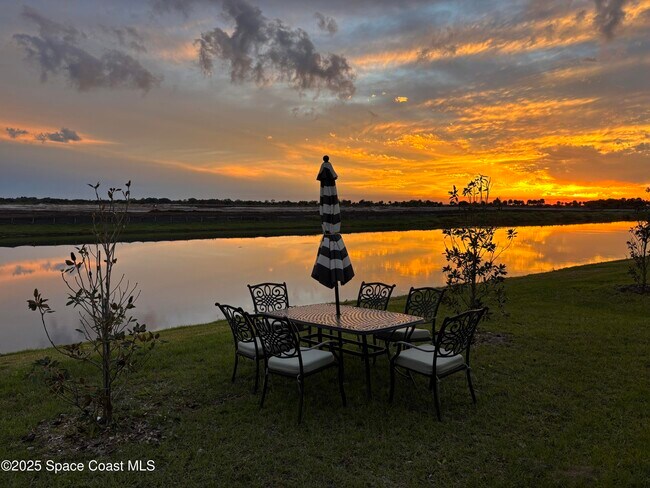 Building Photo - 3638 Grappler Cir SE