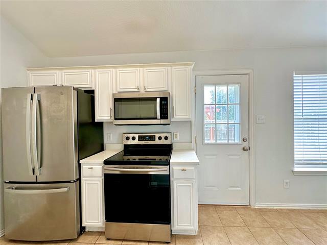 Building Photo - 4924 Mountain Ridge Ln