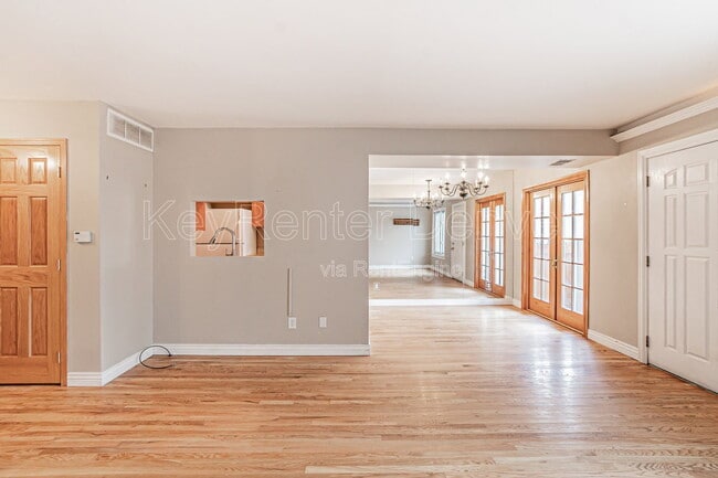 Building Photo - 8756 Chase Dr