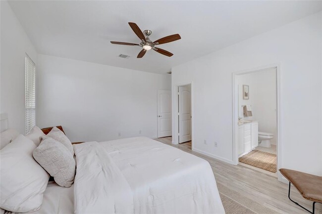 Building Photo - 468 Sheepshank Dr