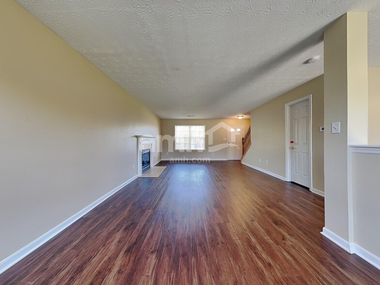 Building Photo - 107 Worthington Dr