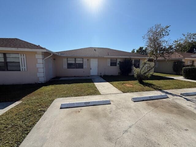 Building Photo - 1217 White Pine Dr