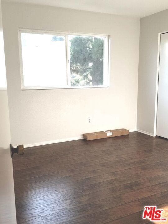 Building Photo - 4866 1/2 McConnell Avenue, Los Angeles, CA 90066 - 4 BR 3 BA condo