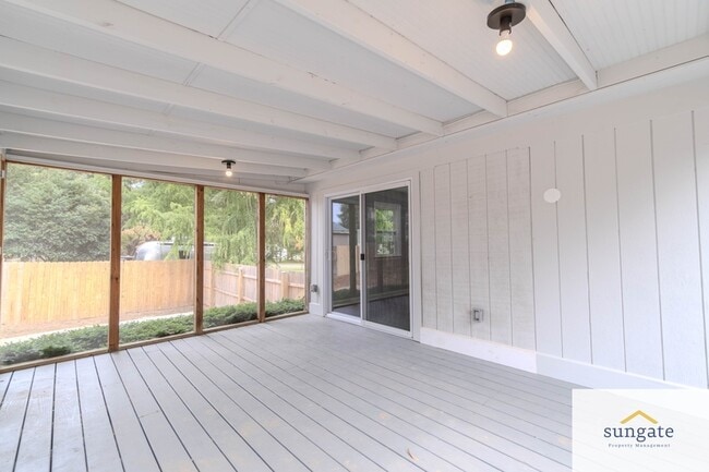 Building Photo - 11319 Harding Rd