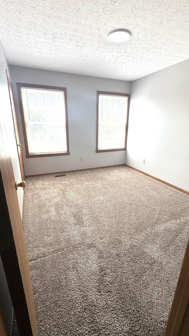 Building Photo - 4348 Shady Meadows Dr