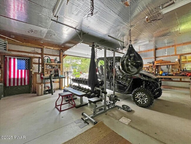 Building Photo - 134 Split Rock Rd