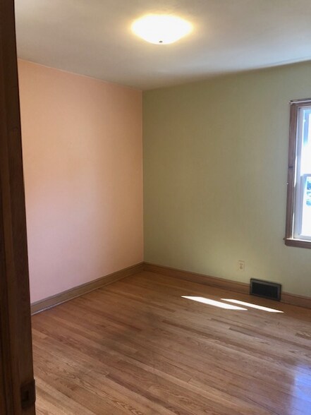 Building Photo - 2862 N 87th St