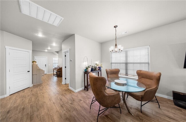 Building Photo - 396 N Torc Ln