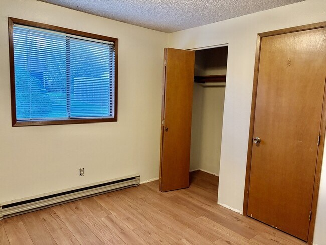 Building Photo - 908 Liberty St