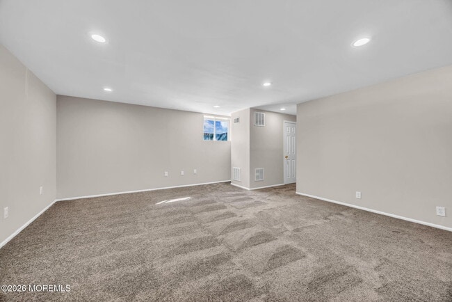 Building Photo - 86 Heron Ct