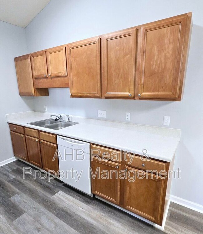 Building Photo - 3009 Winston Dr