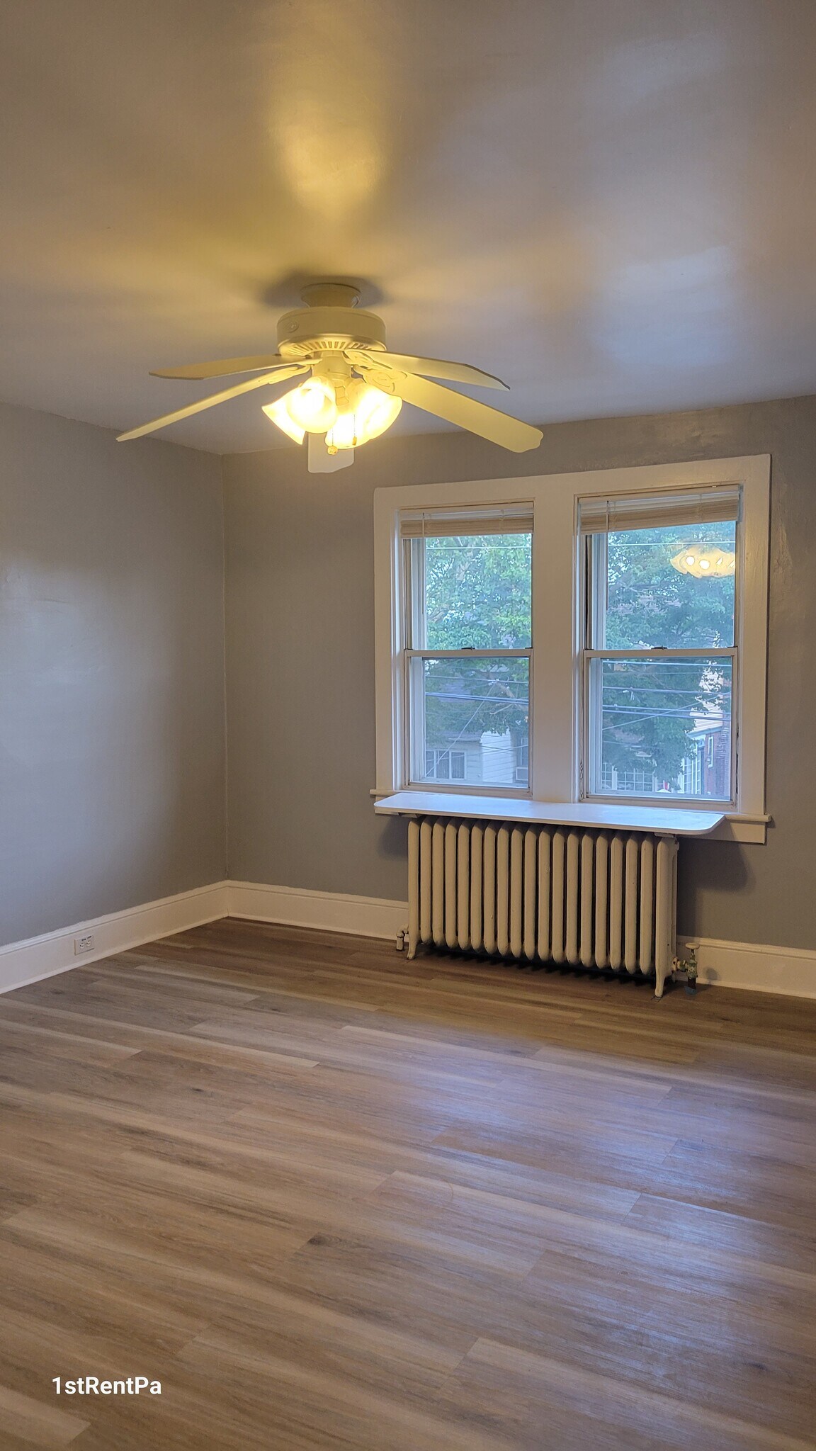 master bed - 209 Trites Ave