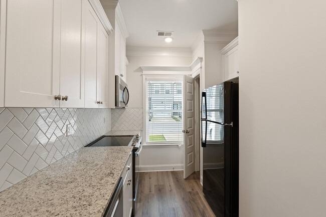 Building Photo - 314 Sumac Trail
