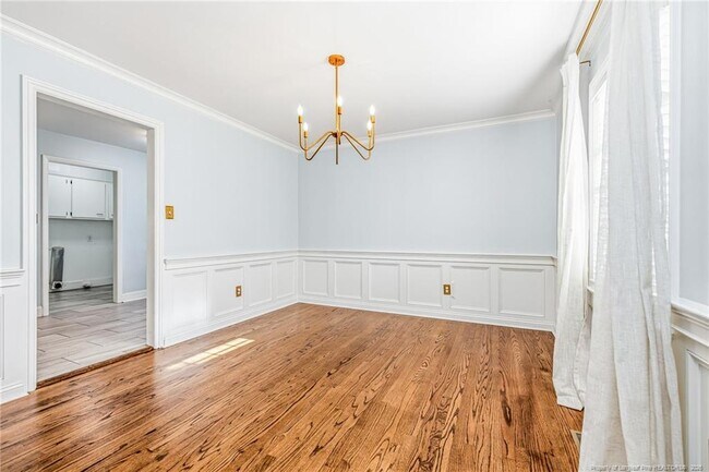 Building Photo - 325 Northview Dr