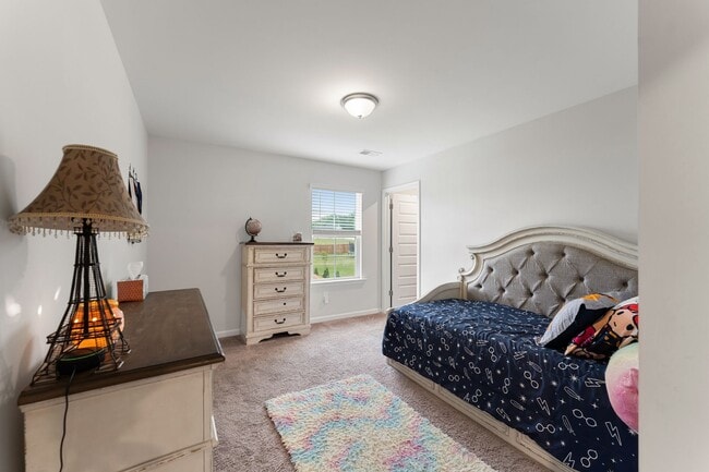 Building Photo - 505 S Oak Crst Dr