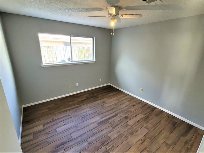 Building Photo - 6102 Havendale Dr
