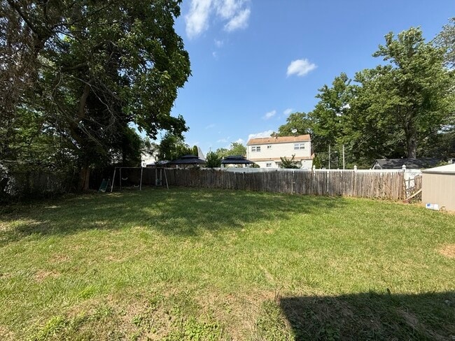 Building Photo - 1471 Frances Ln