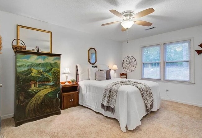 Building Photo - FIRST MONTH FREE!