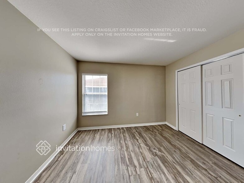 Building Photo - 9605 Simeon Dr