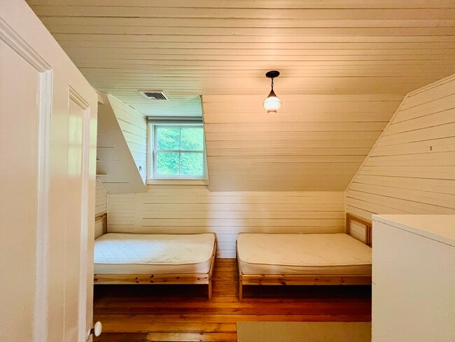 Building Photo - 83 Washington Ave