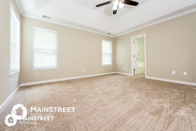 Building Photo - 3729 Summit Trce