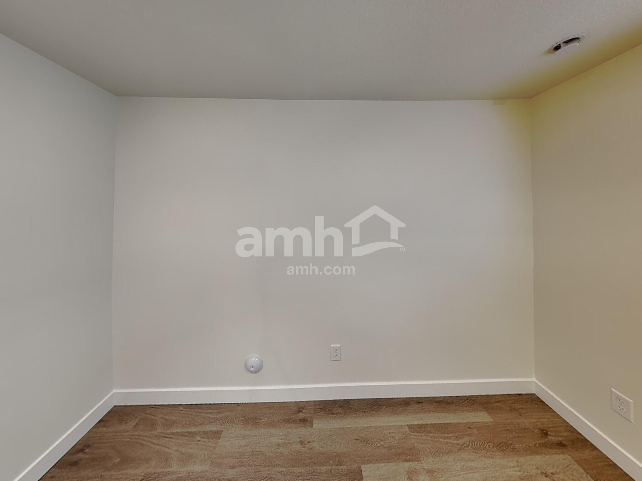 Building Photo - 8974 S John Annie Ln